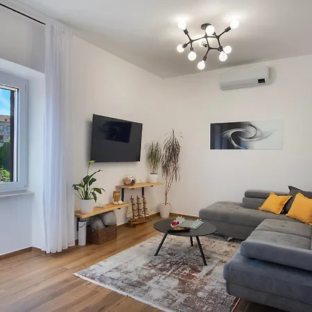 아파트 Lux Maximus *